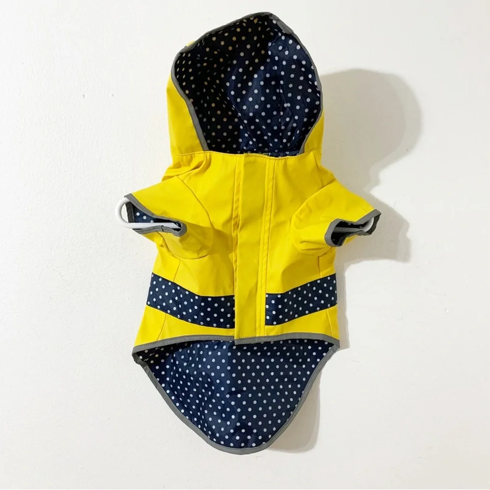 Good2Go Petco Reversible Dog Raincoat Hood Waterproof Leash Hole Polka Dot🟡🔵⚪️